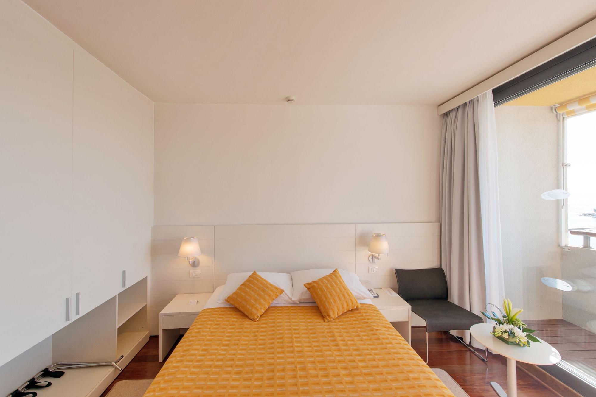 Maistra Select Island Hotel Istra Rovinj Exterior photo
